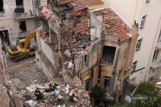Șase morți, dintre care patru cetățeni americani, după ce o explozie a distrus o clădire la Atena