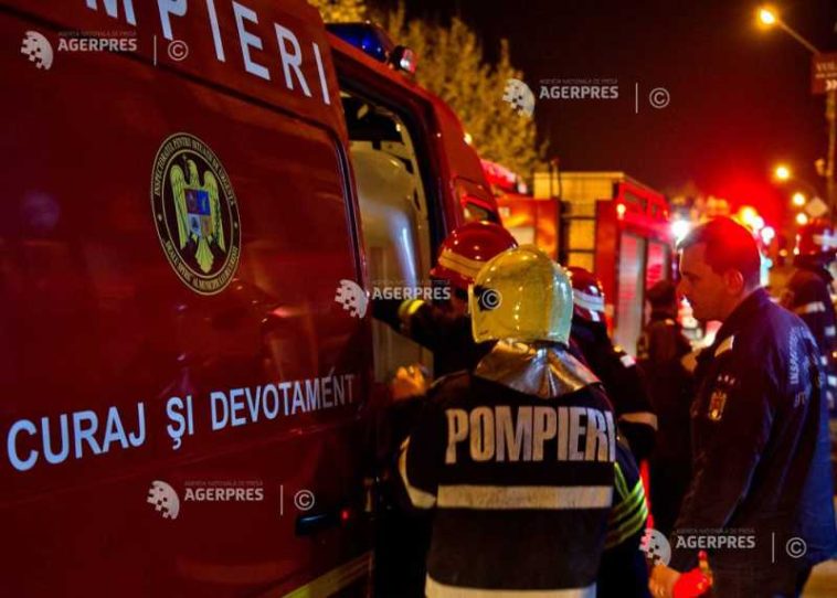 Cluj: Incendiu la un cămin studențesc al UBB; studenții au fost relocați temporar