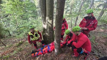 Mureș: O persoană și-a pierdut viața după ce s-a accidentat grav în apropiere de Eremitu, anunță Salvamont