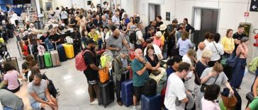 Traficul aerian pe aeroportul din Catania, suspendat pentru a treia zi consecutivă din cauza cenușii vulcanice