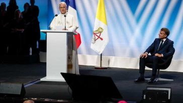 Discursul religios trebuie să ‘cheme la dezarmarea inimilor’, declară papa Leon al XIV-ea la Metz