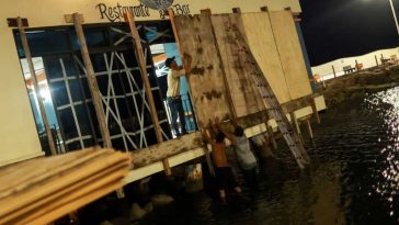 Uraganul Polo va atinge luni zona de coastă a Mexicului de la Oceanul Pacific
