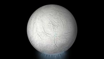 Microbii pot supraviețui pe Enceladus, luna lui Saturn (studiu/simulare)