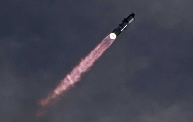 Lansare cu succes a megarachetei Starship, a SpaceX, în prima sa misiune pe orbită