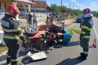 Argeș: O persoană a murit și două au fost rănite în urma coliziunii dintre un autoturism și un motocultor