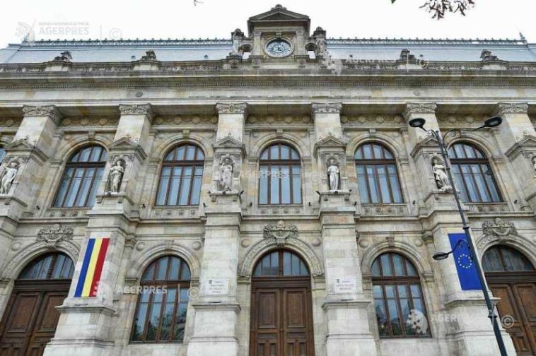 CAB respinge cererea Asociației Italienilor de suspendare a decretului prezidențial privind desemnarea lui Siegfried Mureșan