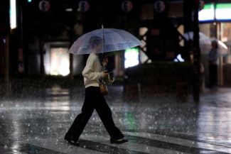 Tokyo se confruntă cu cea mai lungă serie de zile ploioase din istoria înregistrărilor sale