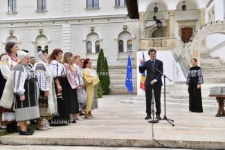 Nicușor Dan: Ar trebui să avem încredere în România (GALERIE FOTO)