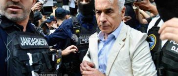 Călin Georgescu a fost scos cu cătușe la mâini din vila lui din Mogoșoaia