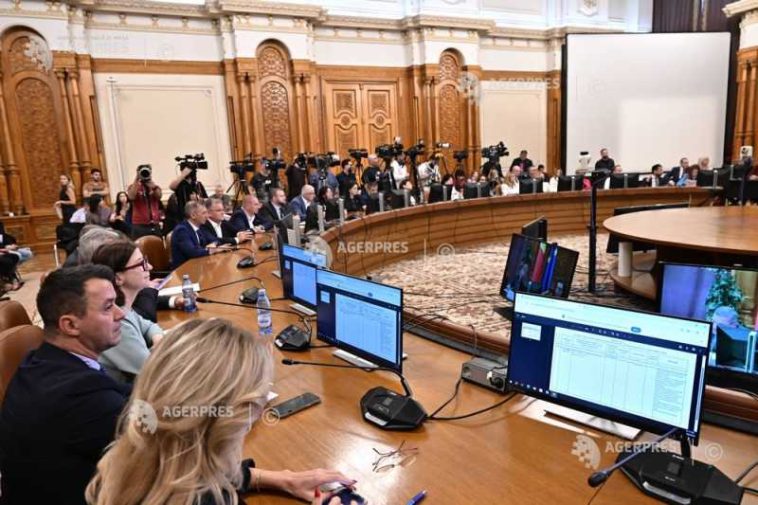 Parlamentul se reunește pentru votul de învestitură a Guvernului Siegfried Mureșan