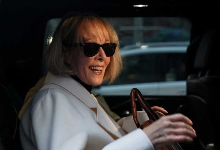 SUA: Trump renunță la recursul împotriva plății unor compensații scriitoarei Jean Carroll pentru agresiune sexuală