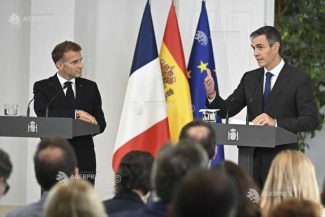Emmanuel Macron și Pedro Sanchez salută declarațiile premierului britanic despre o eventuală revenire a țării sale în UE