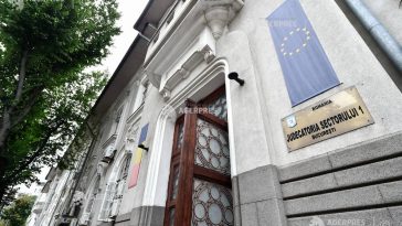 Protest în Piața Victoriei/ Patru manifestanți – plasați în arest la domiciliu; unul – arestat preventiv