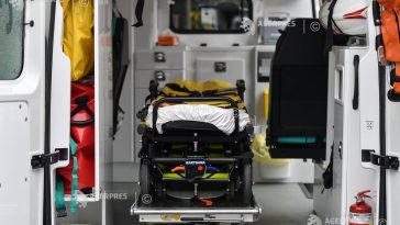 Harghita: Un bărbat de 61 de ani, din Călnaci, a ajuns la spital cu arsuri după ce ar fi încercat să aprindă focul cu benzină