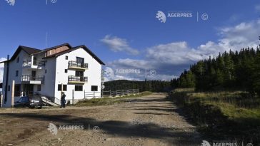 INS: Sosirile și înnoptările turiștilor în România, în creștere cu peste 6% în iulie 2026