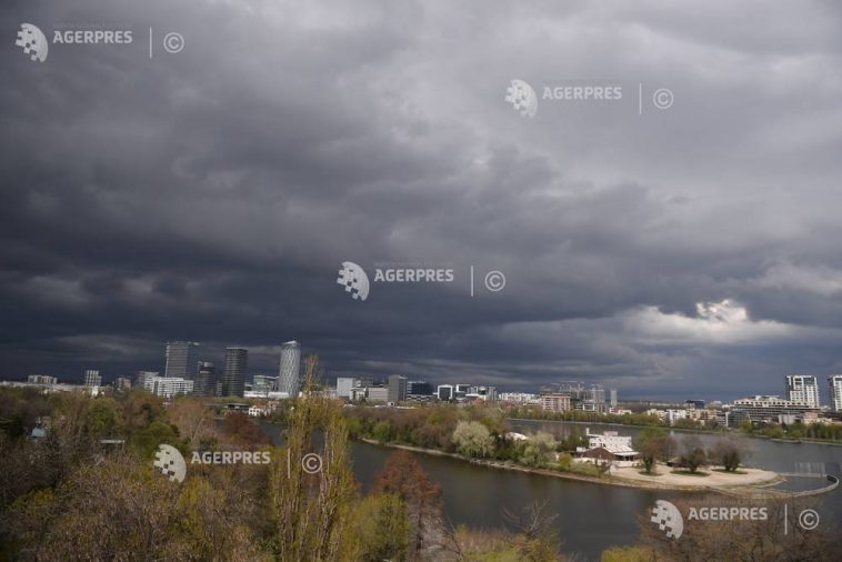Vreme în răcire în București duminică; temperaturi maxime de 22 de grade