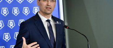 Fotbal: Răzvan Burleanu (FRF) – Trebuie să îl susținem pe arbitrul Istvan Kovacs și atunci când greșește