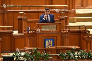 Parlament – învestire Guvern/ Simion (AUR): Nu vom vota niciun Guvern până nu îl eliberați pe Călin Georgescu