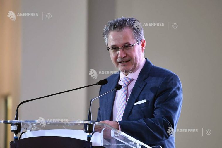 Costoiu: De doi ani, școala a fost împinsă pe scări ca și ruda săracă; 2026 – cel mai greu an