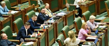 Senat: Casa teritorială de pensii – obligată să răspundă în 45 de zile contestațiilor la dosarele de pensii