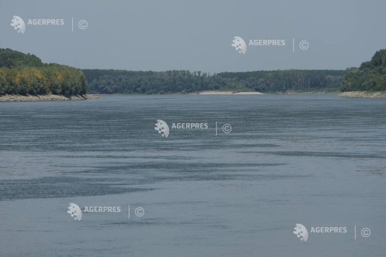 Constanța: Furt de combustibil de pe nave aflate în tranzit pe Dunăre; trei persoane – audiate în urma unor percheziții