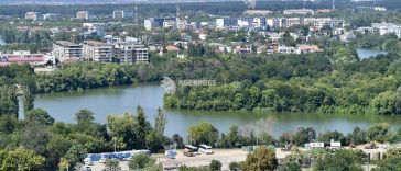 Vreme caldă în București, până sâmbătă seara; duminică se răcește, apar aversele și vântul se intensifică (meteo)