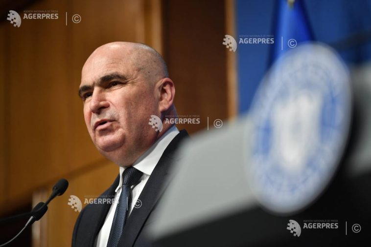Bolojan: Instituțiile publice vor putea produce și stoca energie pentru consumul propriu