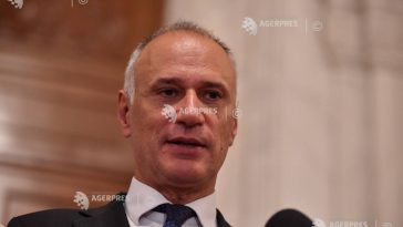 Șipoș (USR): Încă mai e timp pentru a strânge cele 233 de voturi pentru învestirea Guvernului