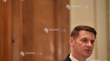 Senat/ Zborul privat la Mykonos al unui judecător de la CCR alături de politicieni, în ancheta Comisiei de constituționalitate