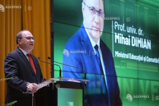 Ministerul Educației și Cercetării lansează un program de prevenire a analfabetismului funcțional și abandonului școlar