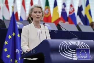 Ursula von der Leyen: CE propune ca minorii să nu aibă conturi pe social media până la 15 ani