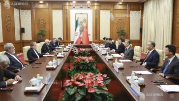 China, pregătită să apere ‘interesele legitime’ ale Iranului, îndeamnă Teheranul și SUA la reținere