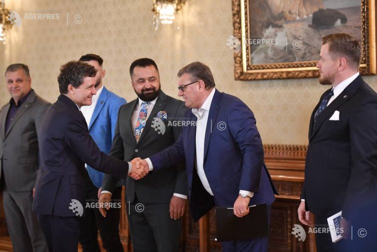 Consultări la Cotroceni/ Președintele Nicușor Dan discută cu delegația parlamentarilor neafiliați
