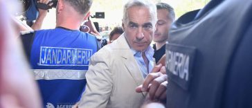 Călin Georgescu, scos în cătușe din sediul DIICOT