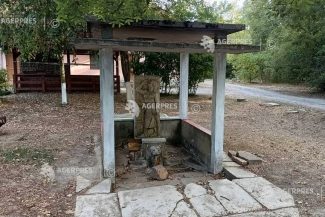 Arad: Vizitatorii de la Băile Lipova, nemulțumiți că fântâna publică de apă minerală este închisă permanent