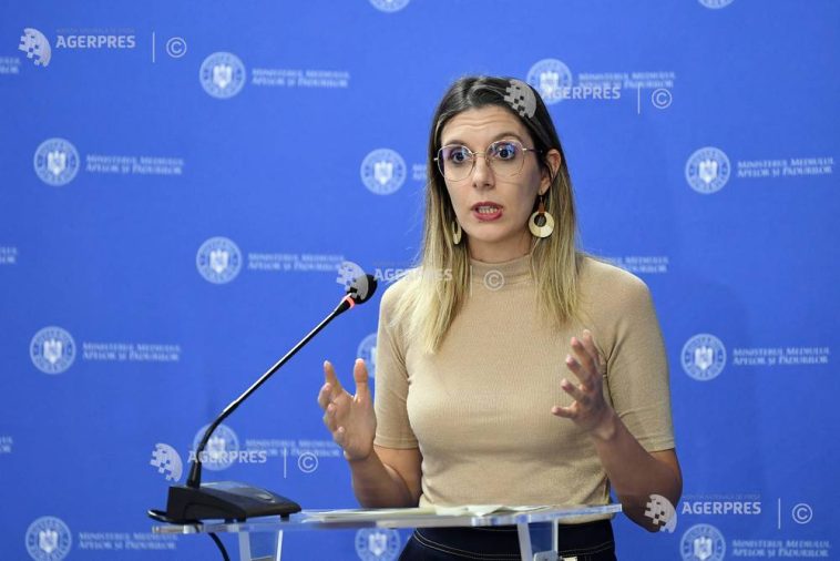 Buzoianu: Am solicitat Prefecturilor Ilfov și București instituirea stării de alertă pentru arderile ilegale de deșeuri