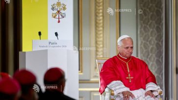 Papa Leon a avertizat din Franța că tehnologia AI creează ‘un paradis al mașinilor’