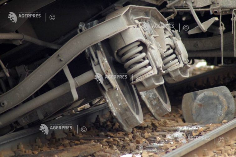 Tren deraiat în Franța: Anchetatorii acordă prioritate ipotezei unui act deliberat