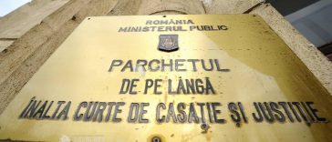 Doi ruși, trimiși în judecată pentru că au obținut fraudulos acte de identitate românești
