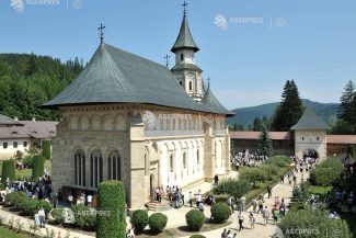Suceava: Se împlinesc 557 de ani de la sfințirea Mănăstirii Putna