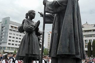 Alba: Înalți clerici romano-catolici, greco-catolici și ortodocși – la un eveniment dedicat episcopului Marton Aron