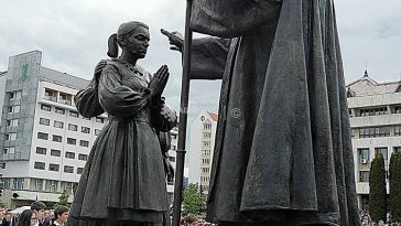 Alba: Înalți clerici romano-catolici, greco-catolici și ortodocși – la un eveniment dedicat episcopului Marton Aron