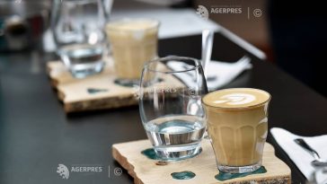 Studiu UAIC/Cafeaua perfectă – dimineața, miercurea, primăvara, neagră, băută dintr-o cană de ceramică și fără capac