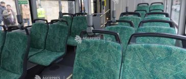 Opt linii de transport public vor avea program prelungit luni seara la meciul România – Suedia