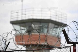 Trei bărbați suspectați de legături cu gruparea Stat Islamic, plasați în detenție în Germania