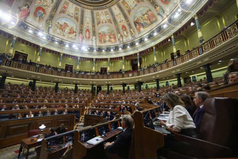 Parlamentul Spaniei respinge hotărârea de guvern pentru protecția chiriașilor