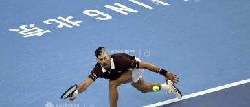 Tenis: Novak Djokovic s-a calificat cu mari emoții în sferturi de finală la Beijing (ATP)