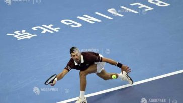 Tenis: Novak Djokovic s-a calificat cu mari emoții în sferturi de finală la Beijing (ATP)