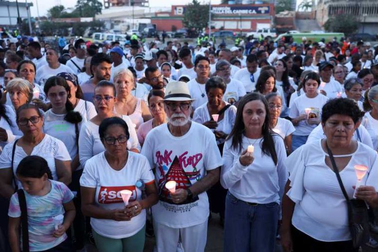 Lumină pe cer pentru victime, la 100 de zile după dublul cutremur care a lovit Venezuela