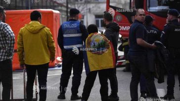 Jandarmii le-au aplicat 50 de amenzi susținătorilor lui Georgescu care protestează în fața Arestului Central